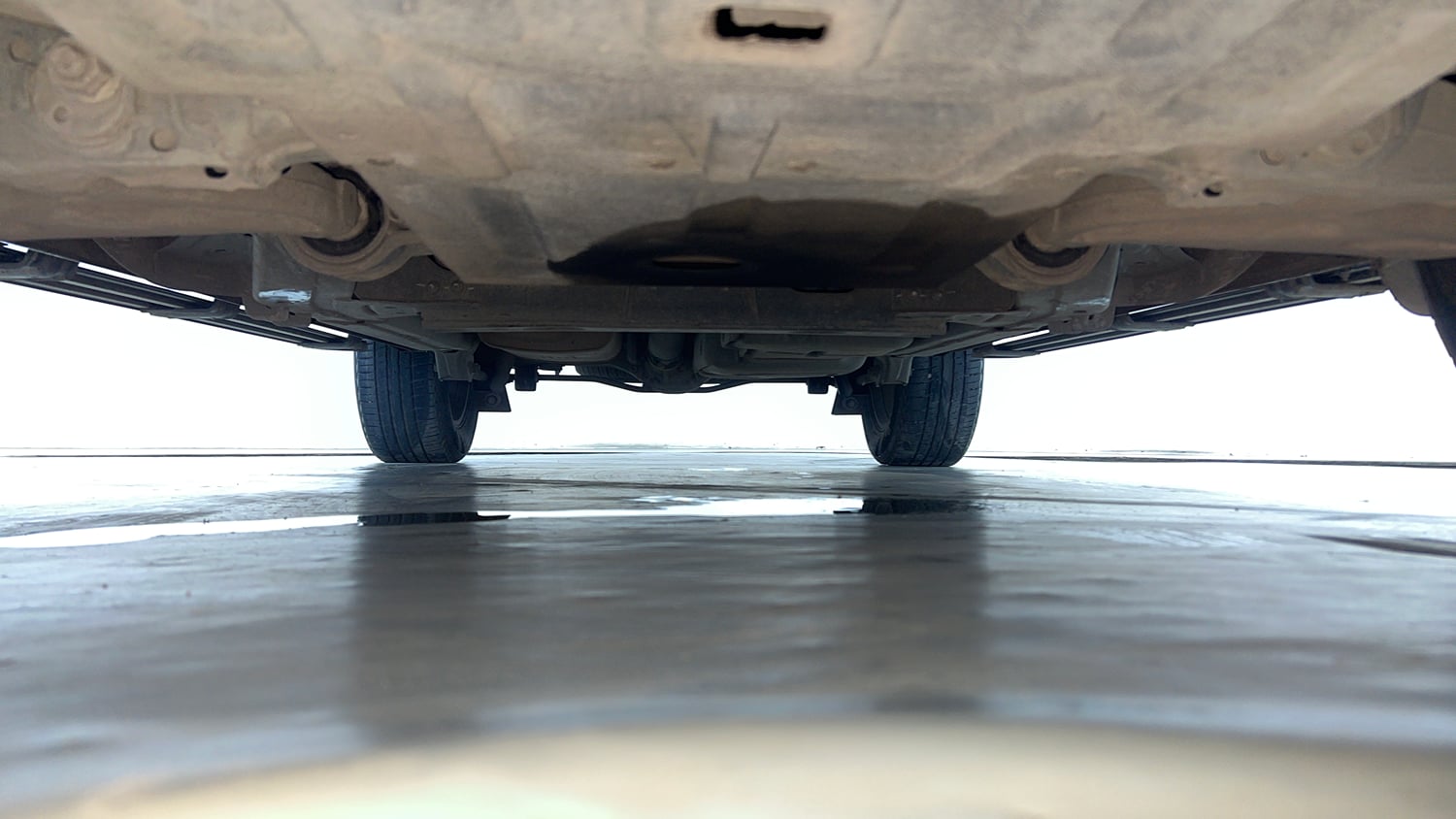 Used 2024 Mahindra Scorpio N Z8 L Diesel AT 2WD 7 STR Diesel Automatic extra FRONT LEFT UNDERBODY VIEW