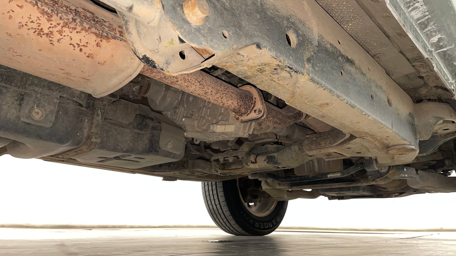 Used 2021 mahindra Thar LX Hard Top Petrol AT 4WD Petrol Automatic extra REAR RIGHT UNDERBODY VIEW