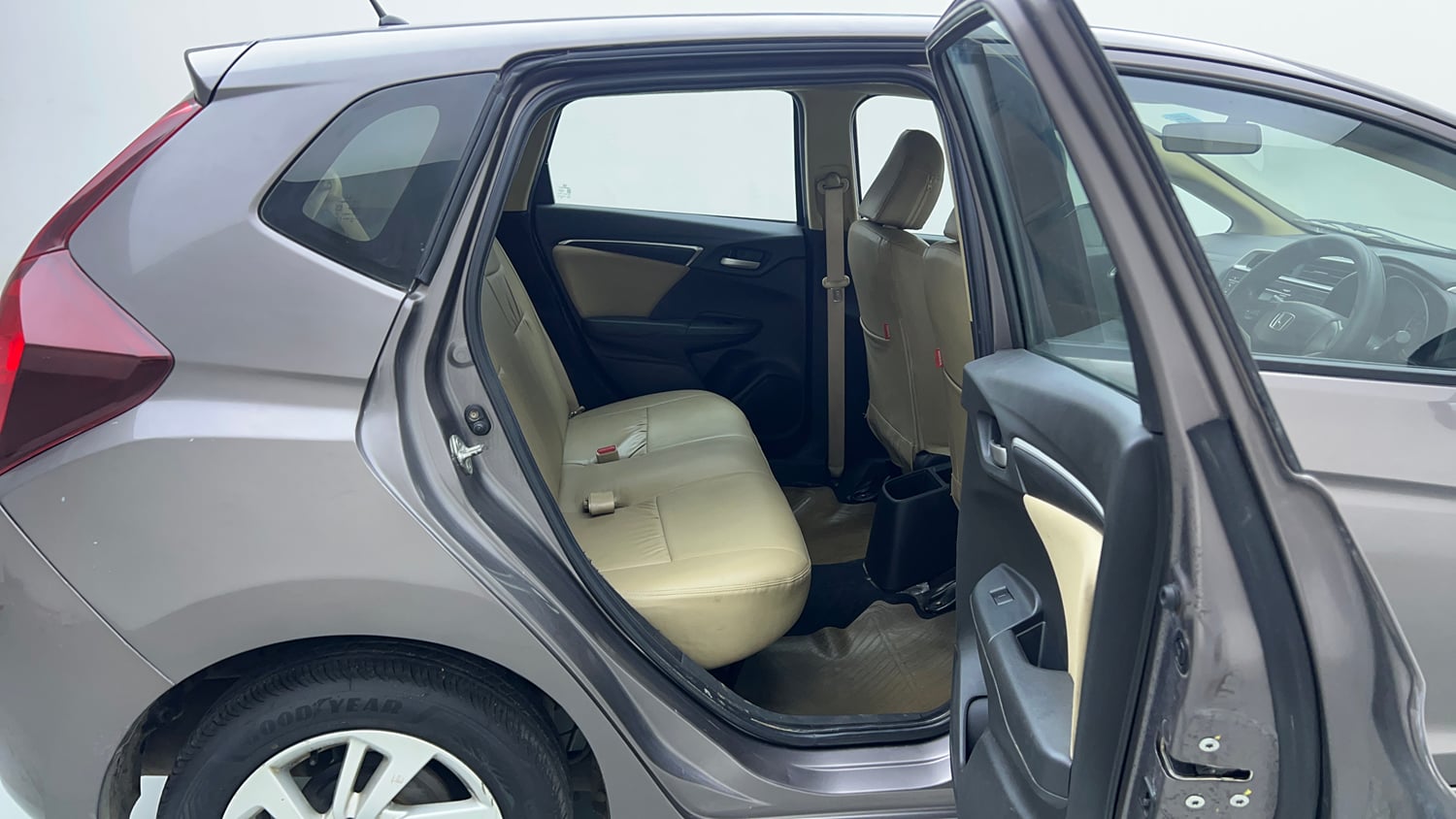 Used 2016 Honda Jazz V AT Petrol Petrol Automatic interior RIGHT SIDE REAR DOOR CABIN VIEW