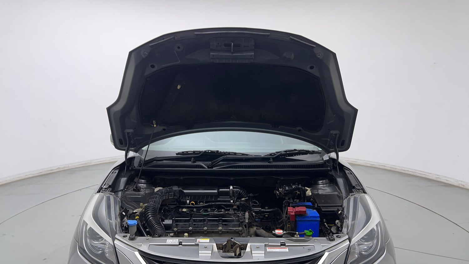 Used 2019 Maruti Suzuki Baleno Delta Petrol Manual engine ENGINE & BONNET OPEN FRONT VIEW