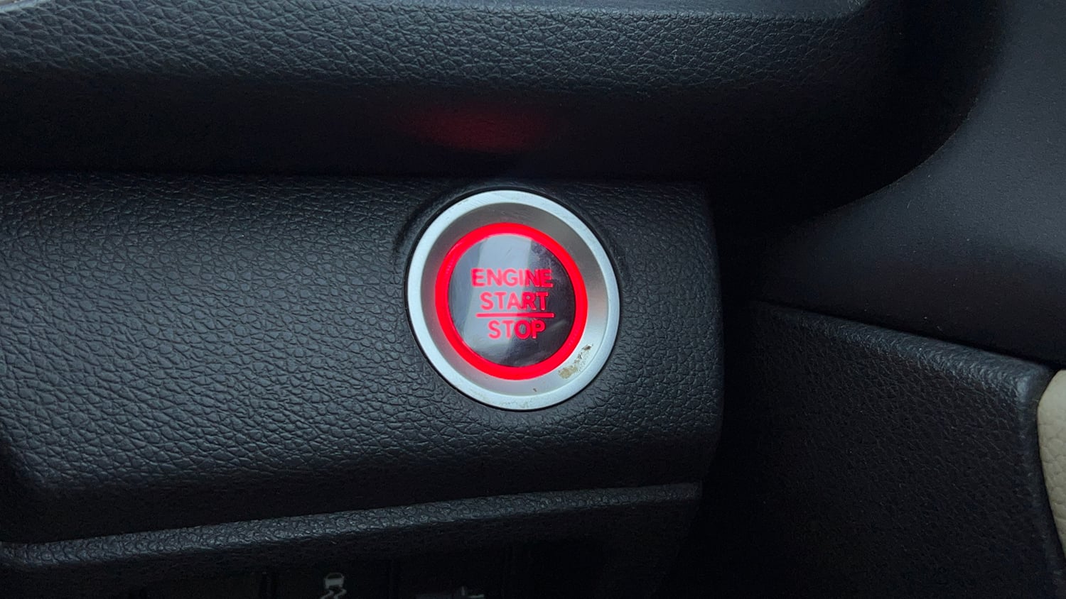 Used 2019 Honda Civic ZX CVT Petrol Petrol Automatic top_features Keyless start