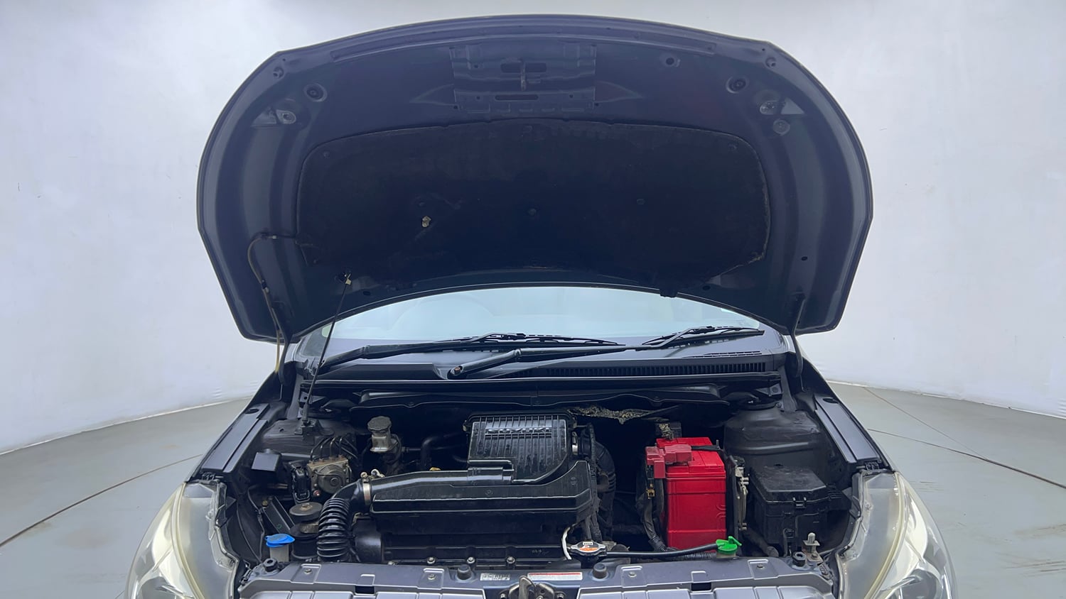 Used 2018 Maruti Suzuki Ciaz Alpha 1.4 MT Petrol Manual engine ENGINE & BONNET OPEN FRONT VIEW