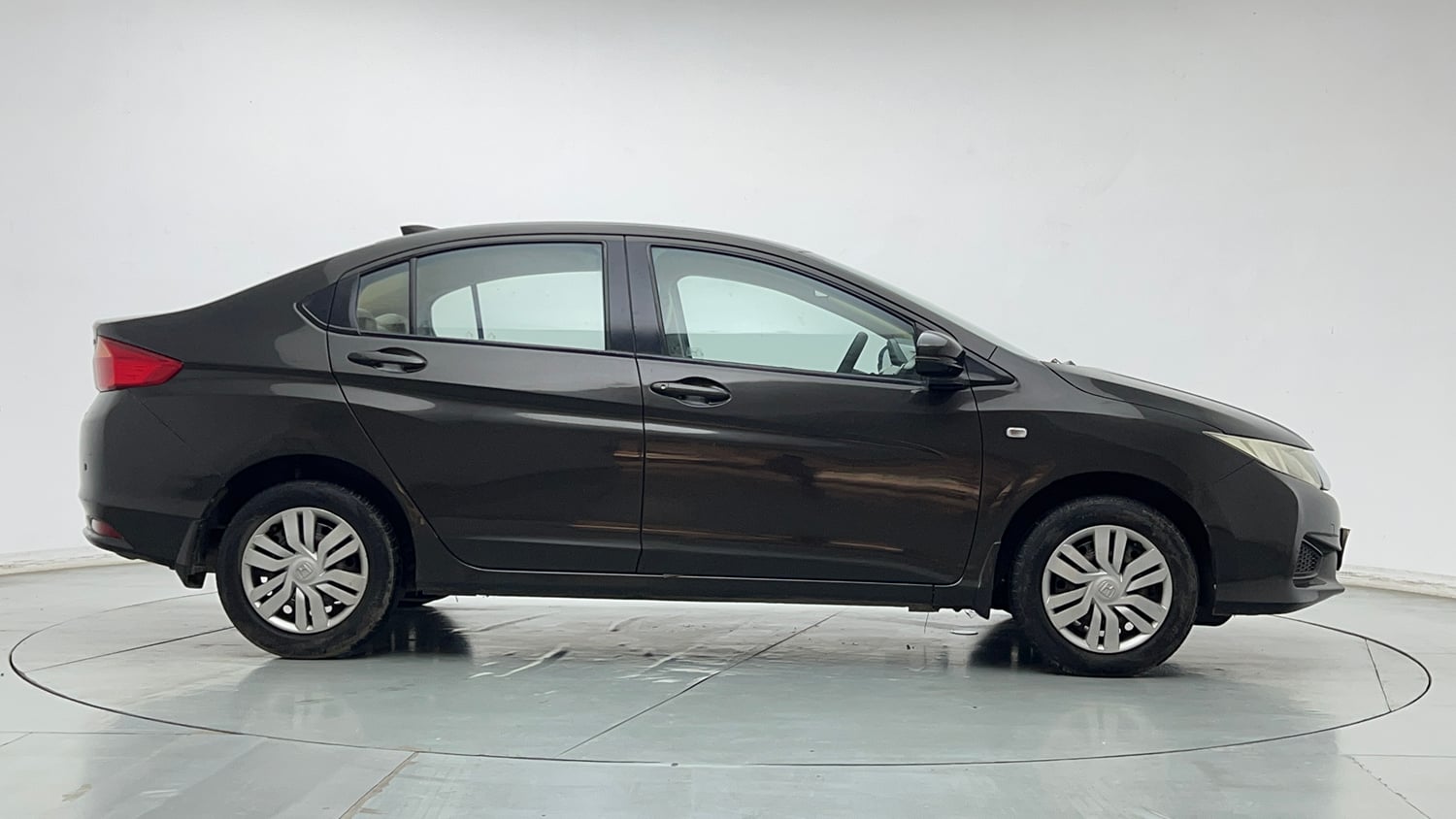 Used 2016 Honda City SV CVT Petrol Automatic exterior RIGHT SIDE VIEW