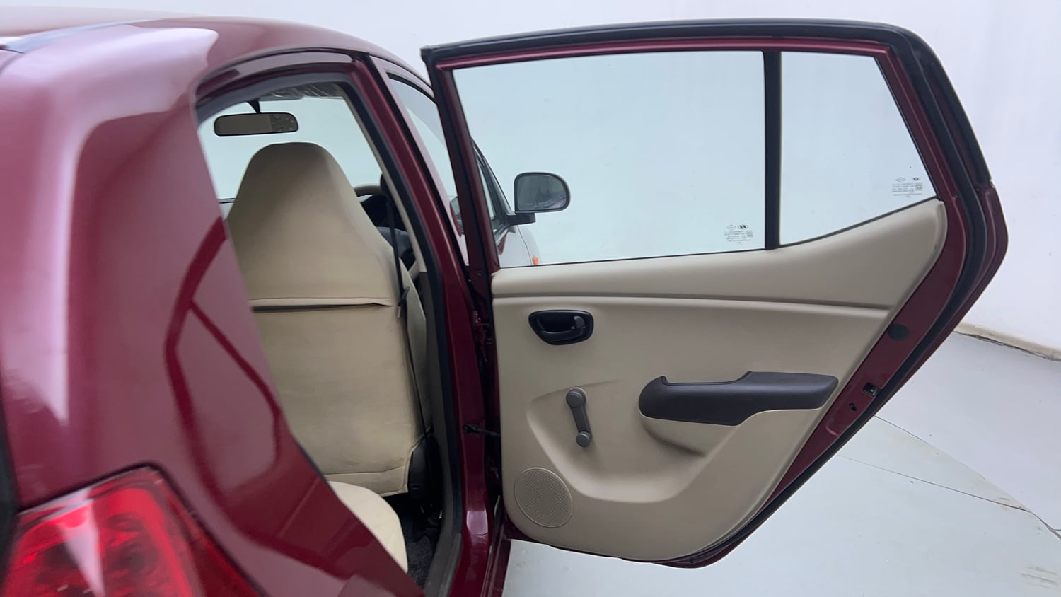 Used 2014 Hyundai i10 Era 1.1 iRDE2 Petrol Manual interior RIGHT REAR DOOR OPEN VIEW