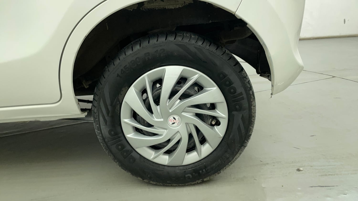 Used 2020 Maruti Suzuki Alto 800 LXi Petrol Manual tyres LEFT REAR TYRE RIM VIEW