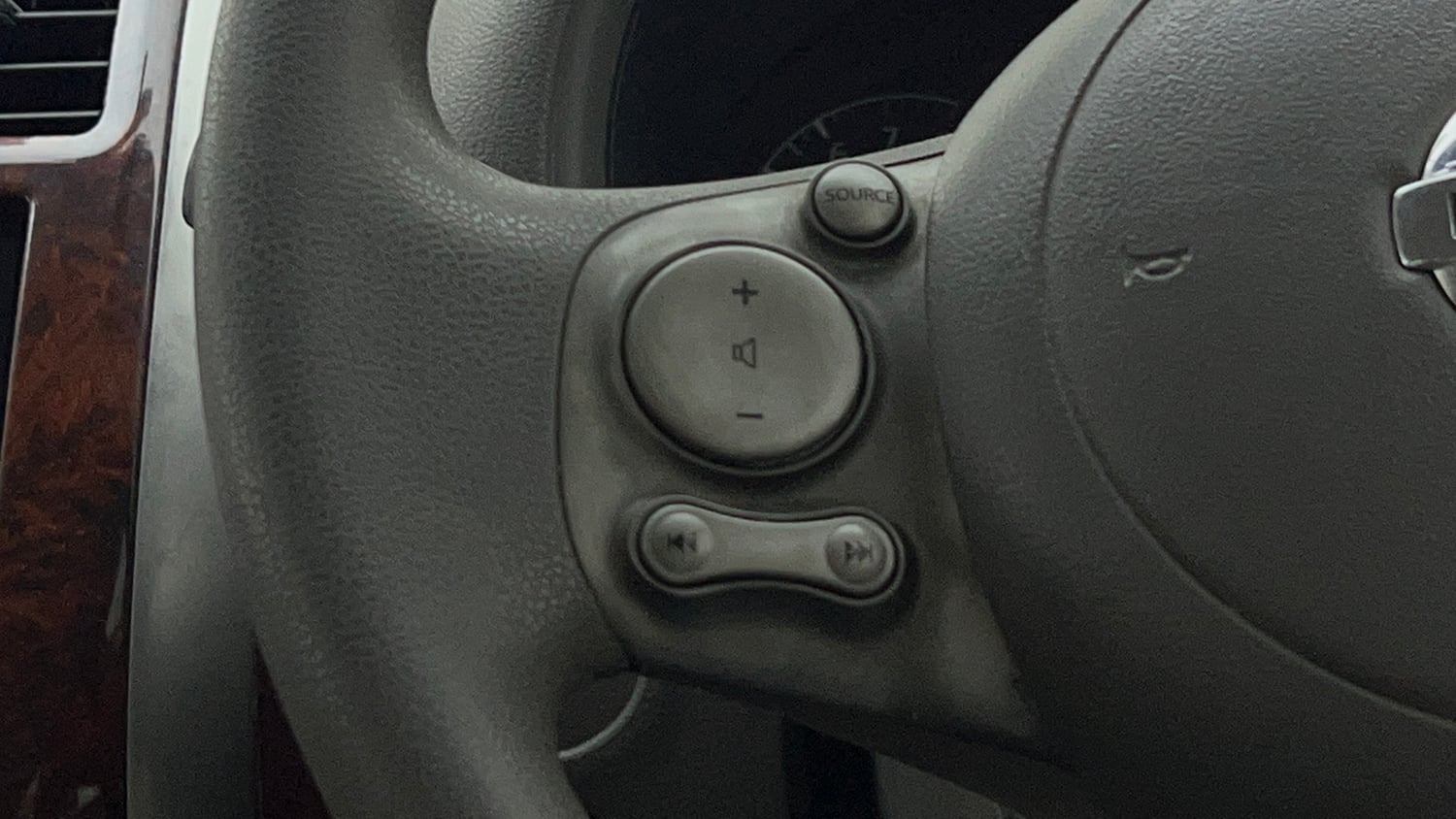 Used 2013 Nissan Sunny XL Petrol Manual top_features Steering mounted controls
