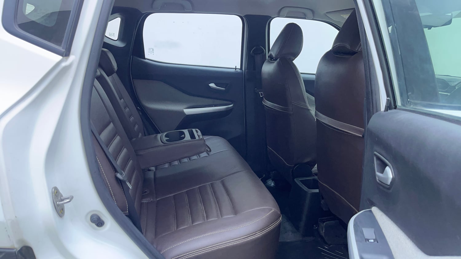 Used 2021 Nissan Magnite XV Turbo CVT Petrol Automatic interior RIGHT SIDE REAR DOOR CABIN VIEW