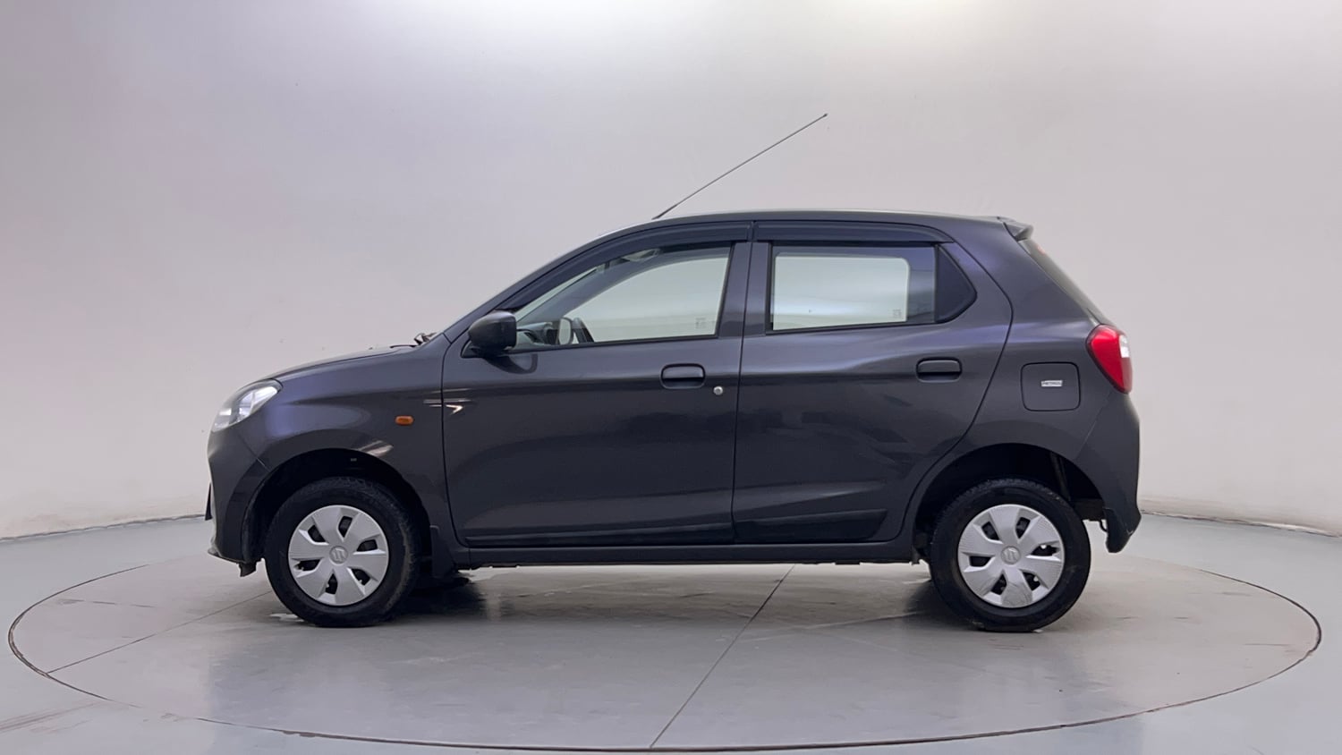 Used 2022 Maruti Suzuki Alto K10 VXi Petrol Manual exterior LEFT SIDE VIEW