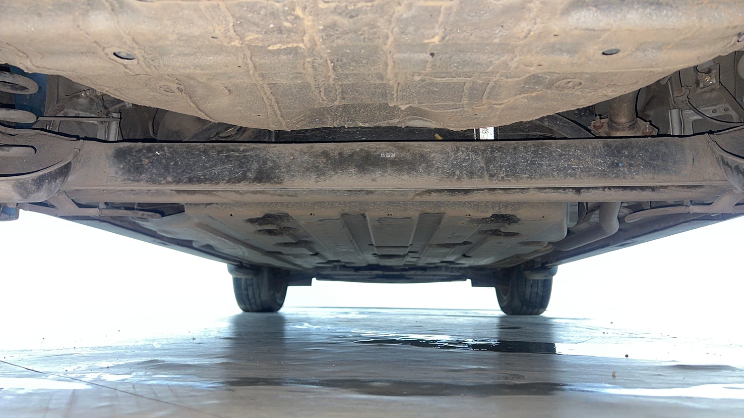 Used 2024 Honda Elevate ZX MT Petrol Manual extra REAR UNDERBODY VIEW (TAKEN FROM REAR)