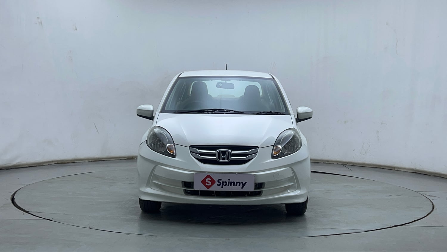 Used 2015 Honda Amaze 1.5 S i-DTEC Diesel Manual exterior FRONT VIEW