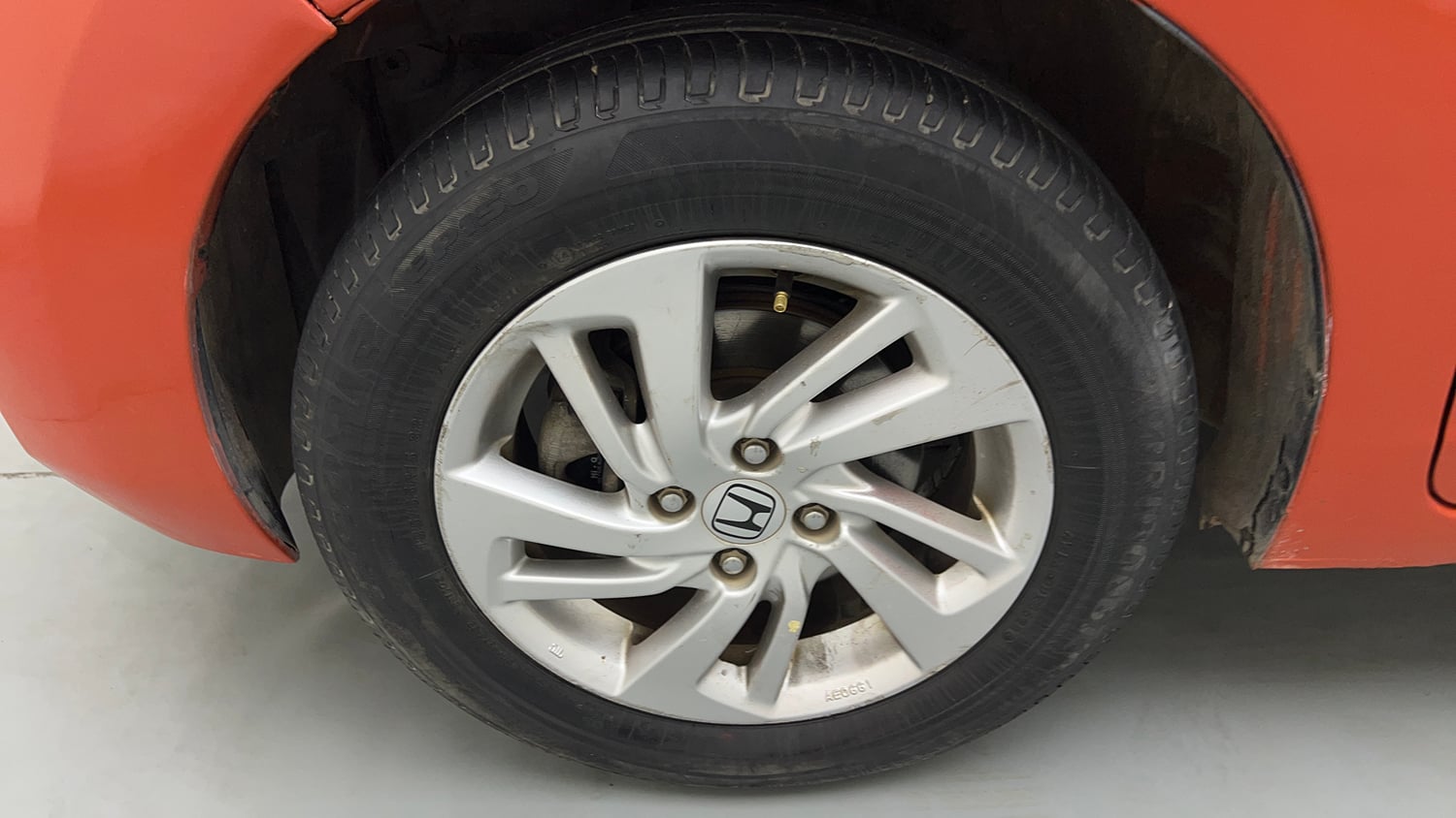 Used 2015 Honda Jazz V Petrol Petrol Manual tyres LEFT FRONT TYRE RIM VIEW