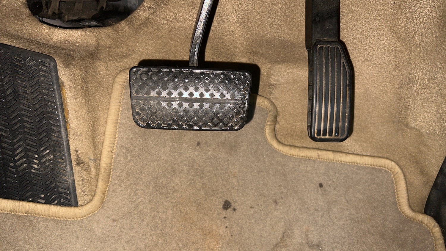 Used 2016 Honda City SV CVT Petrol Automatic interior PEDALS VIEW