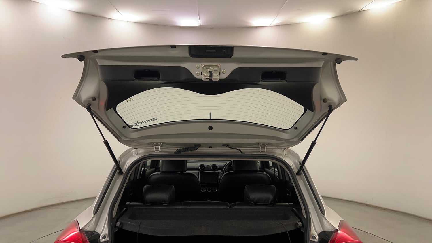 Used 2019 Maruti Suzuki Swift ZXi Plus Petrol Manual interior DICKY DOOR OPEN VIEW