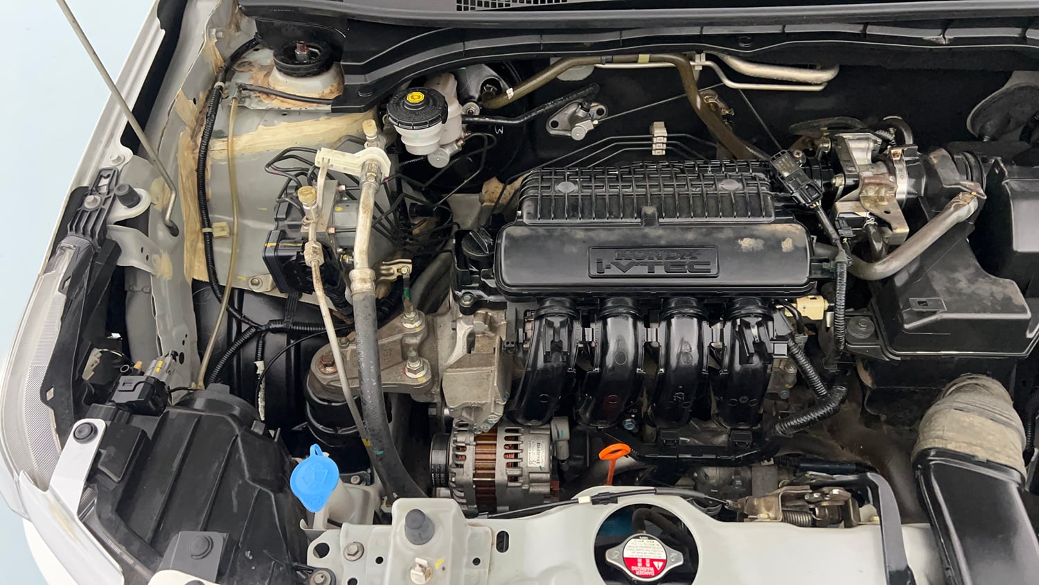 Used 2021 Honda Amaze 1.2 V MT Petrol Petrol Manual engine ENGINE RIGHT SIDE VIEW
