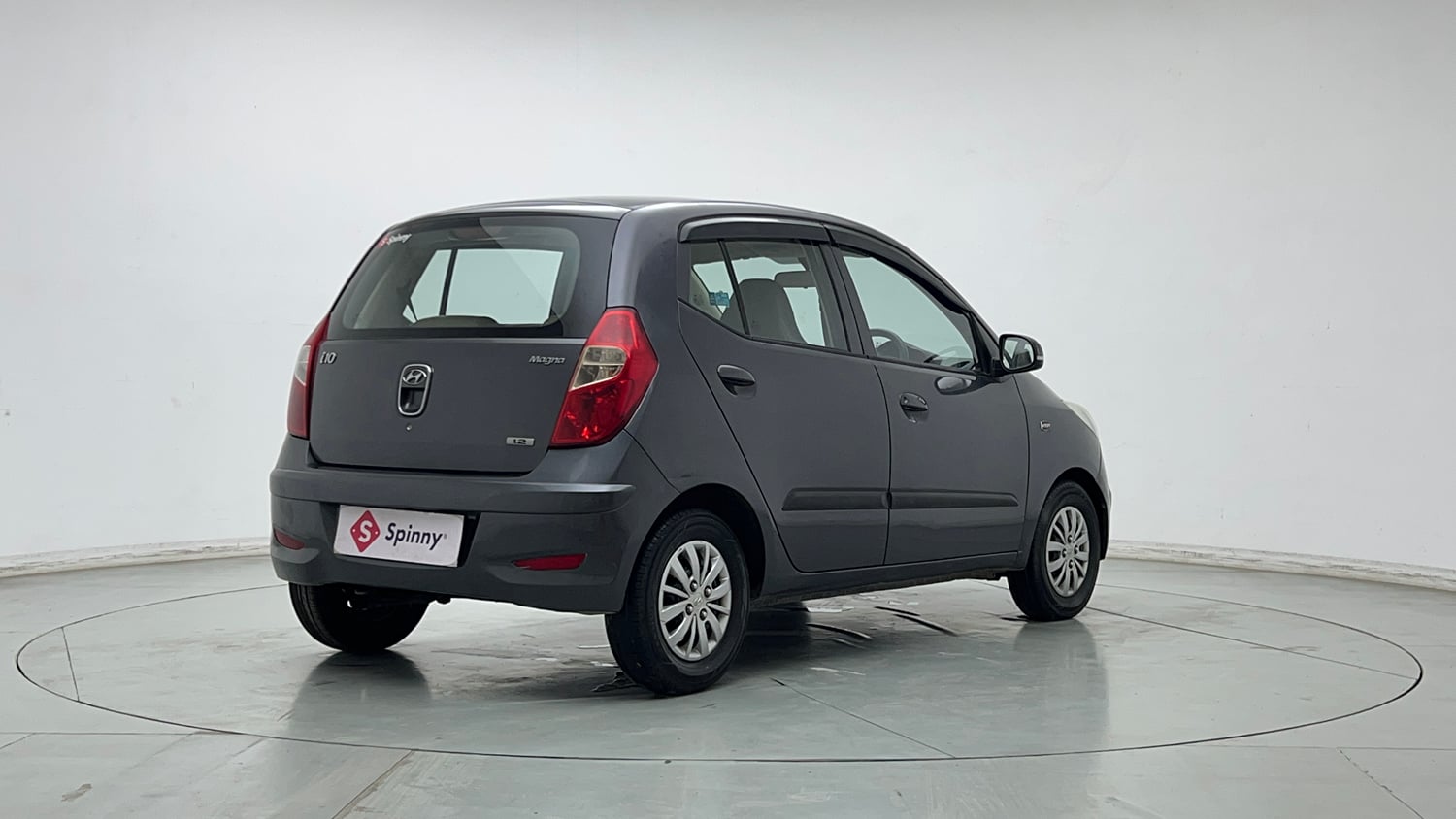 Used 2013 Hyundai i10 Magna 1.2 Kappa2 Petrol Manual exterior RIGHT REAR CORNER VIEW