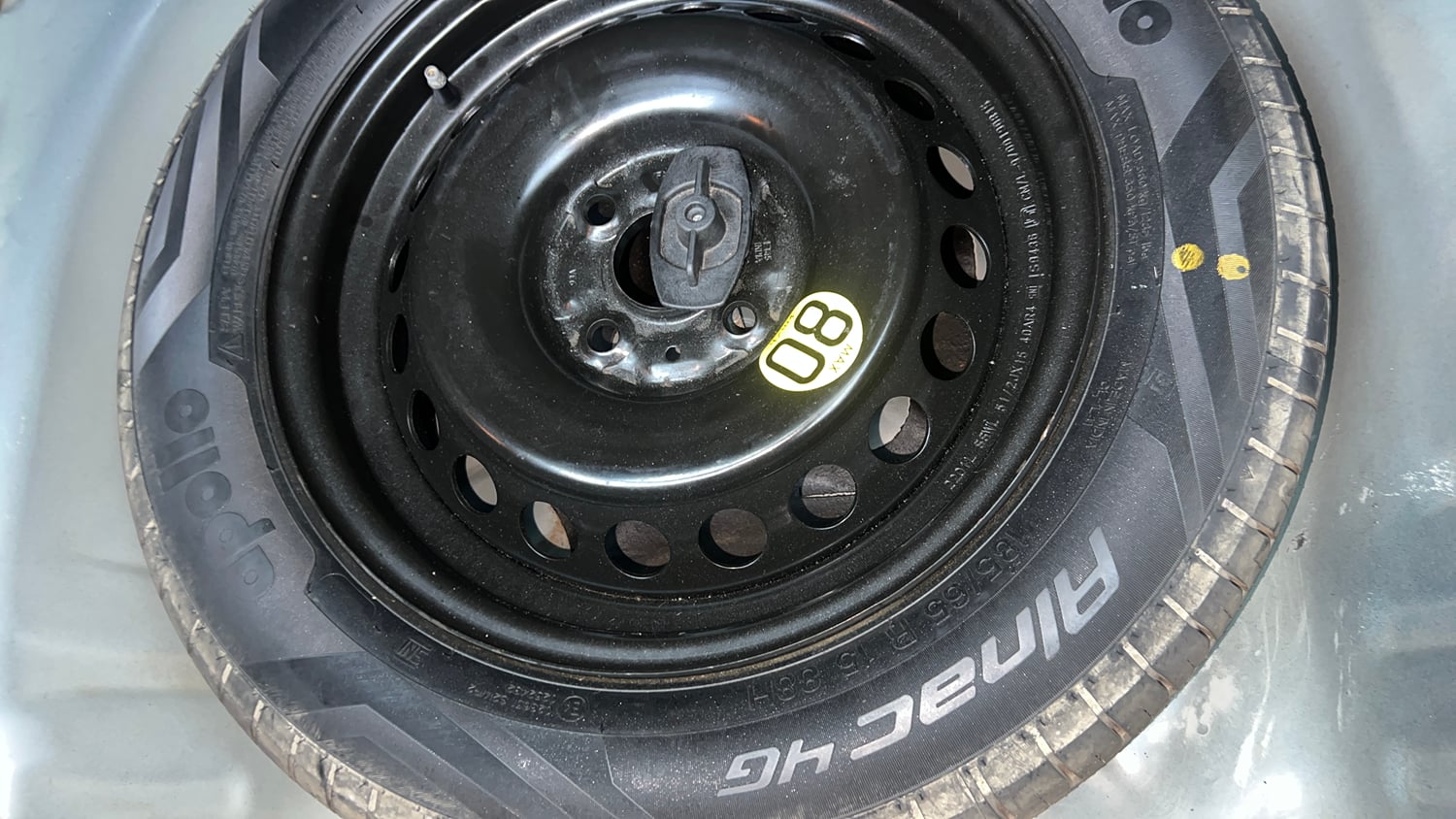 Used 2022 Maruti Suzuki Baleno Alpha AGS Petrol Automatic tyres SPARE TYRE VIEW