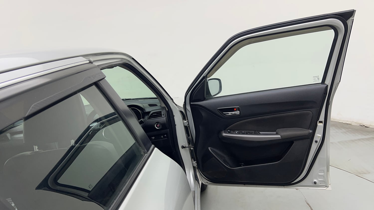 Used 2023 Maruti Suzuki Swift ZXi CNG Cng Manual interior RIGHT FRONT DOOR OPEN VIEW