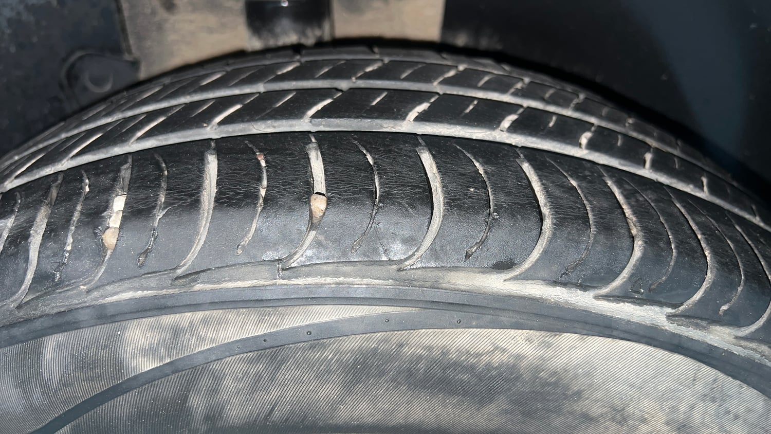 Used 2023 Kia Seltos HTK 1.5 Petrol Manual tyres RIGHT REAR TYRE TREAD VIEW