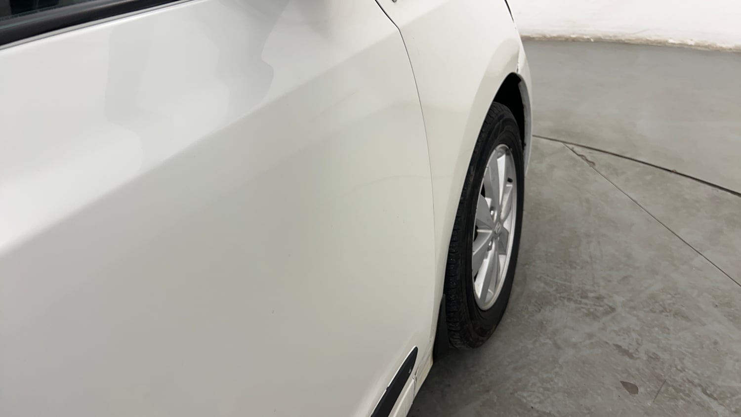 Used 2015 Hyundai Xcent S 1.2 (O) Petrol Manual dents MINOR DENT