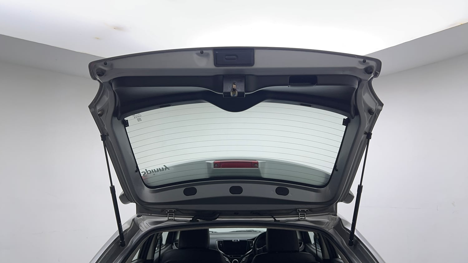 Used 2019 Maruti Suzuki Baleno Delta Petrol Manual interior DICKY DOOR OPEN VIEW
