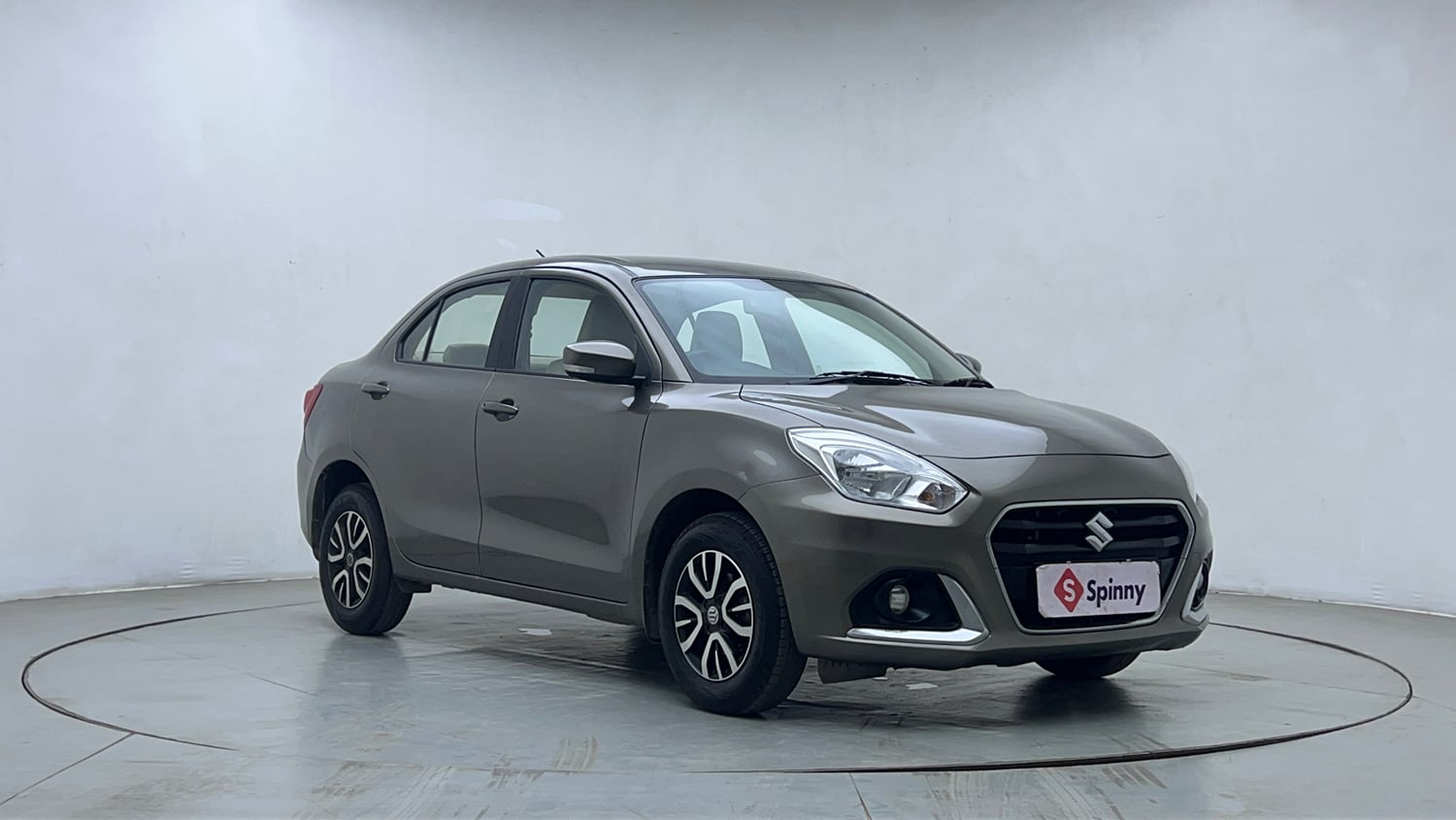 Used 2020 Maruti Suzuki Dzire VXi AGS Petrol Automatic exterior RIGHT FRONT CORNER VIEW