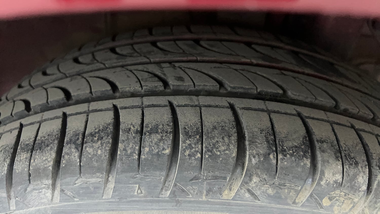 Used 2017 Hyundai Elite i20 Asta 1.2 Petrol Manual tyres LEFT REAR TYRE TREAD VIEW