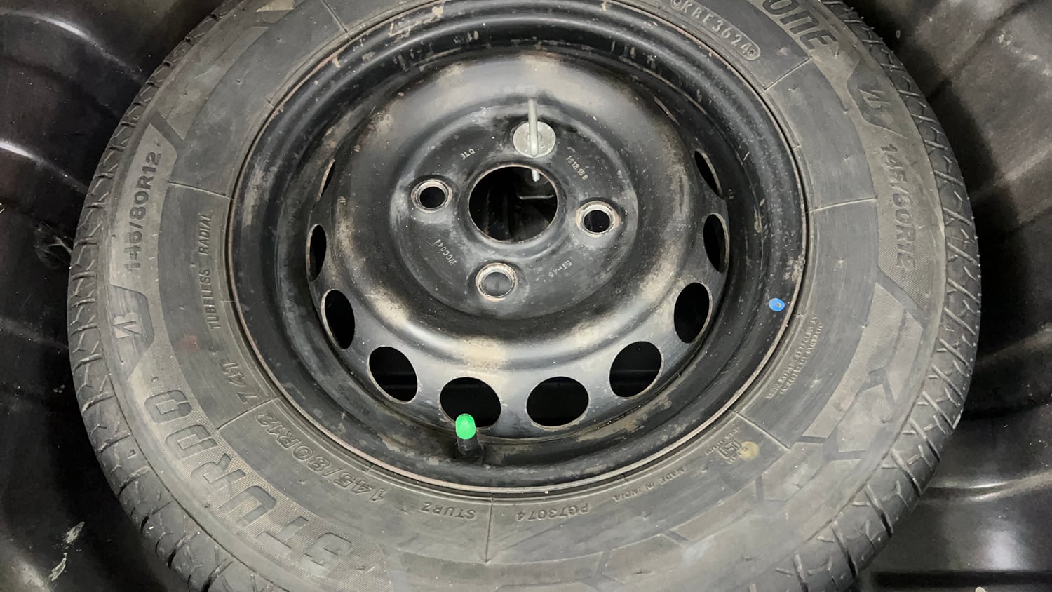 Used 2017 Maruti Suzuki Alto 800 LXi Petrol Manual tyres SPARE TYRE VIEW