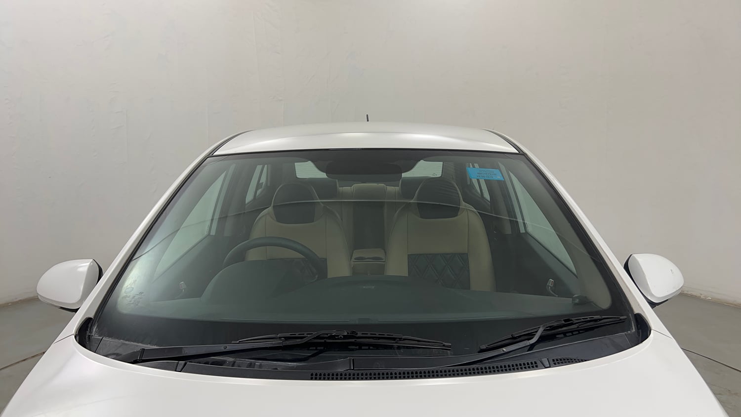 Used 2015 Hyundai Xcent S 1.2 (O) Petrol Manual exterior FRONT WINDSHIELD VIEW