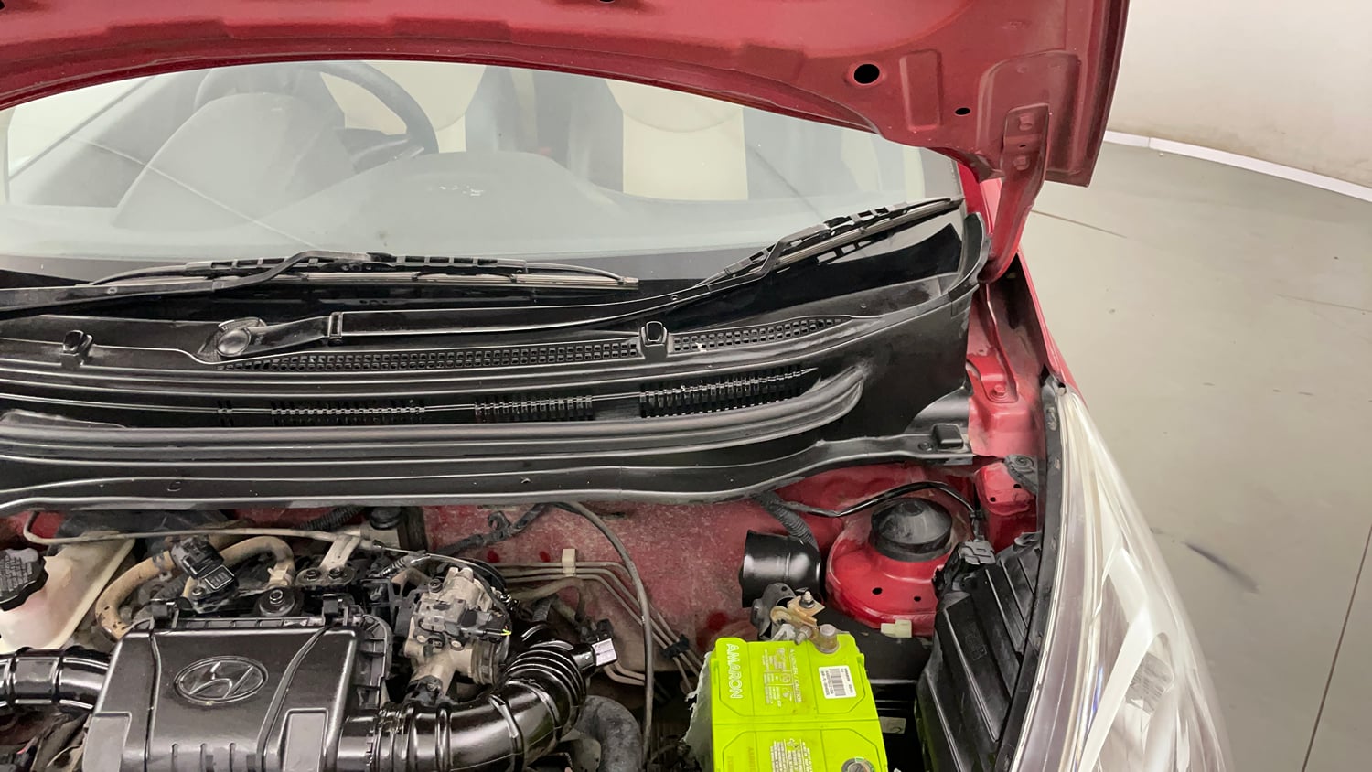 Used 2017 Hyundai Eon Era + Petrol Manual engine ENGINE LEFT SIDE HINGE & APRON VIEW