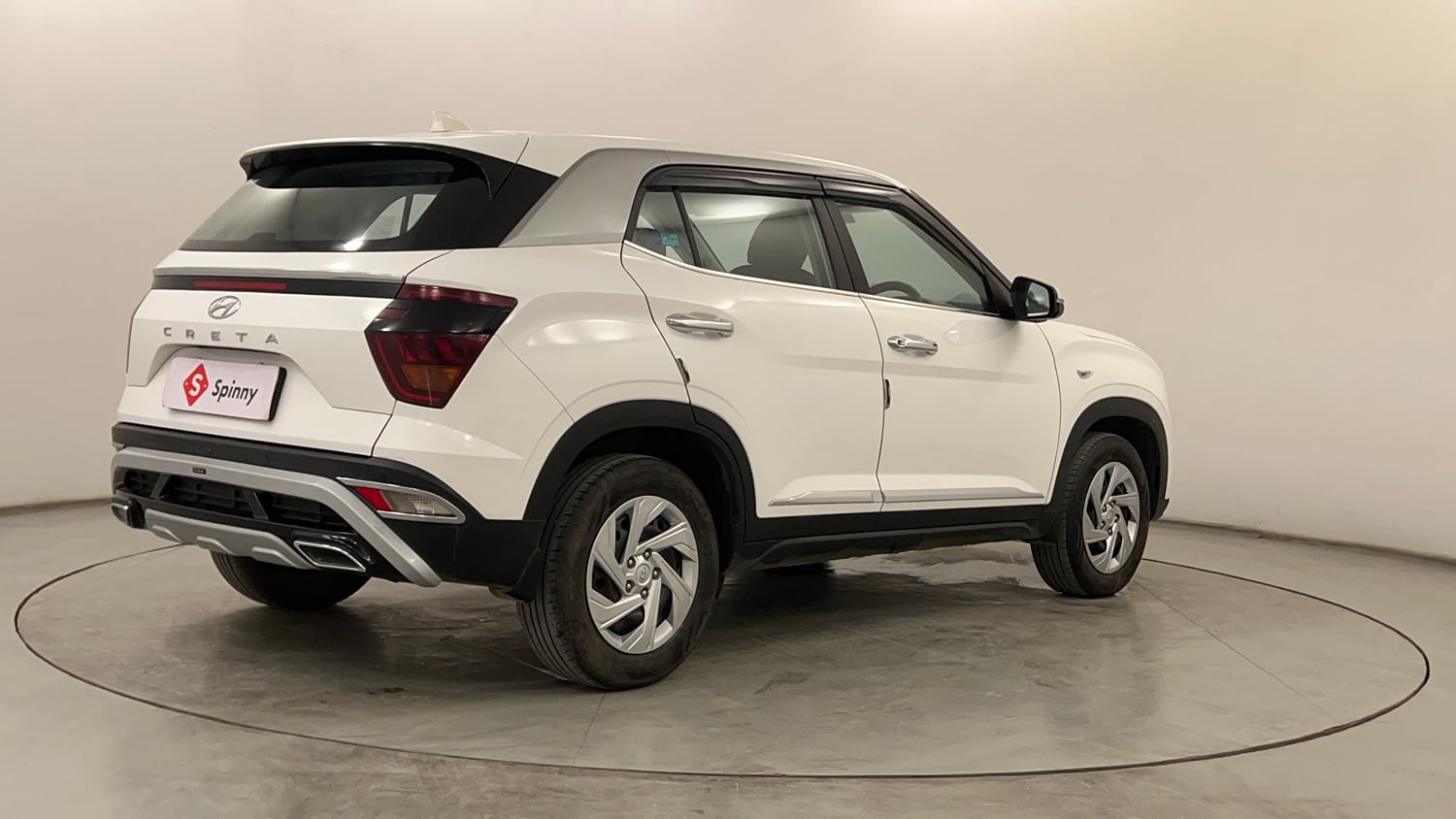 Used 2023 Hyundai Creta E 1.5 Petrol Petrol Manual exterior RIGHT REAR CORNER VIEW