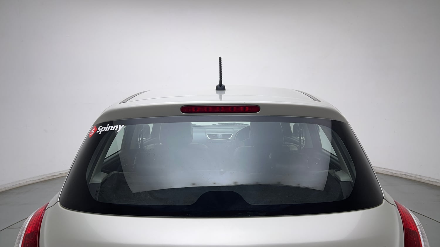Used 2015 Maruti Suzuki Swift VXi Petrol Manual exterior BACK WINDSHIELD VIEW