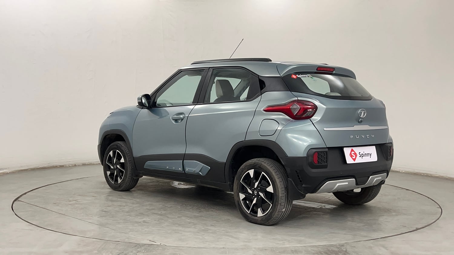 Used 2022 Tata Punch Accomplished Dazzle Pack MT Petrol Manual exterior LEFT REAR CORNER VIEW