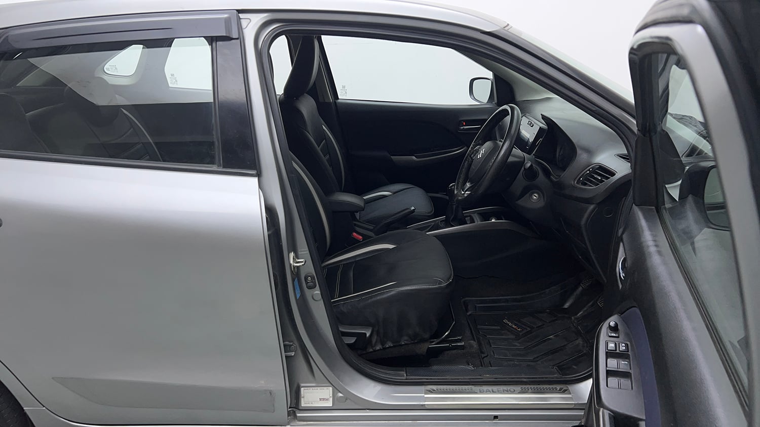 Used 2019 Maruti Suzuki Baleno Delta Petrol Manual interior RIGHT SIDE FRONT DOOR CABIN VIEW