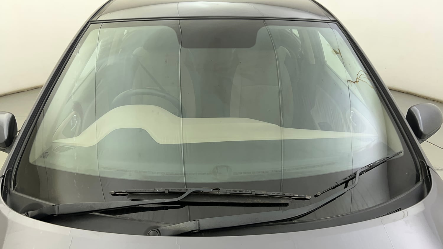 Used 2014 Hyundai Elite i20 Magna 1.2 Petrol Manual exterior FRONT WINDSHIELD VIEW