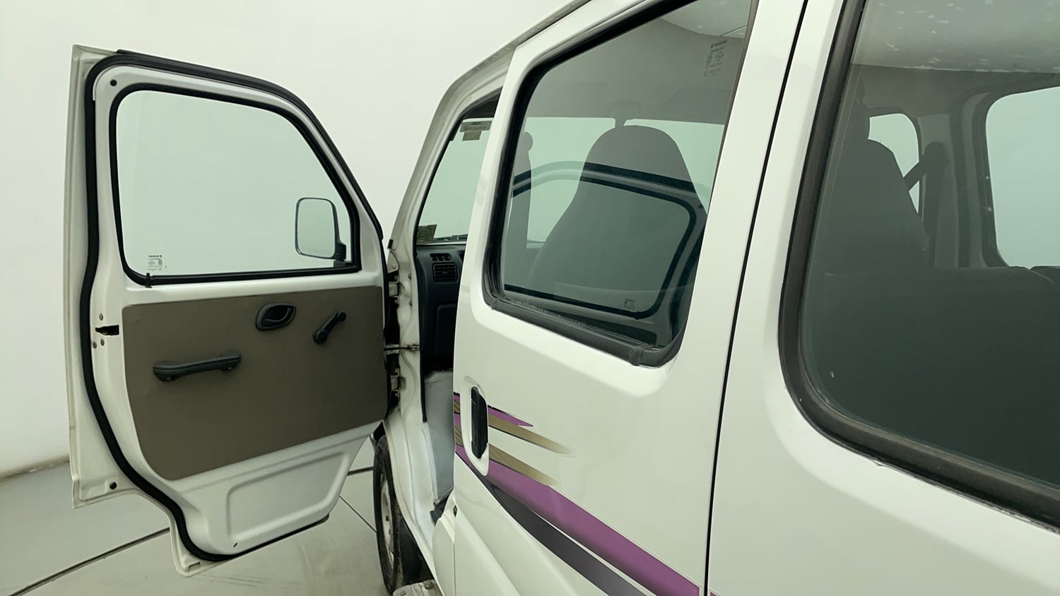 Used 2016 Maruti Suzuki Eeco 5 STR WITH A/C+HTR Petrol Manual interior LEFT FRONT DOOR OPEN VIEW