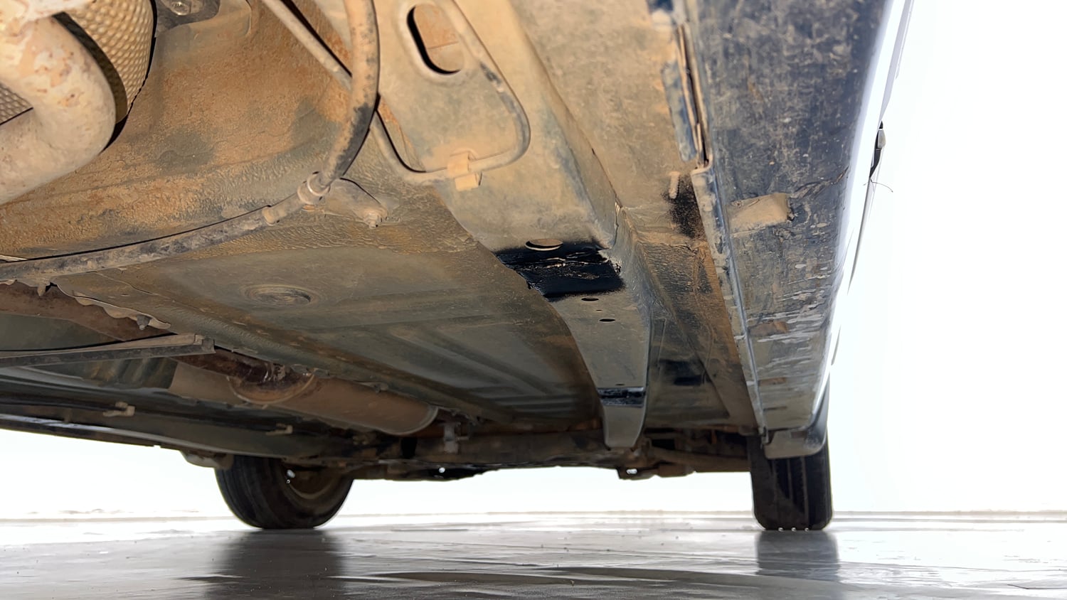 Used 2019 Maruti Suzuki Baleno Delta Petrol Manual extra REAR RIGHT UNDERBODY VIEW