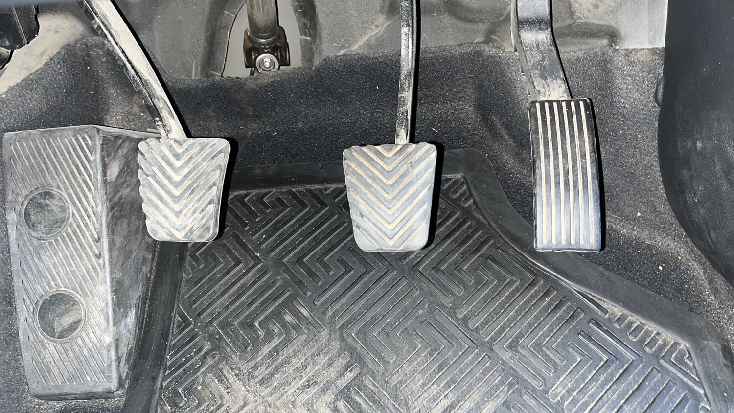 Used 2020 Hyundai Elite i20 Sportz Plus 1.2 Petrol Manual interior PEDALS VIEW