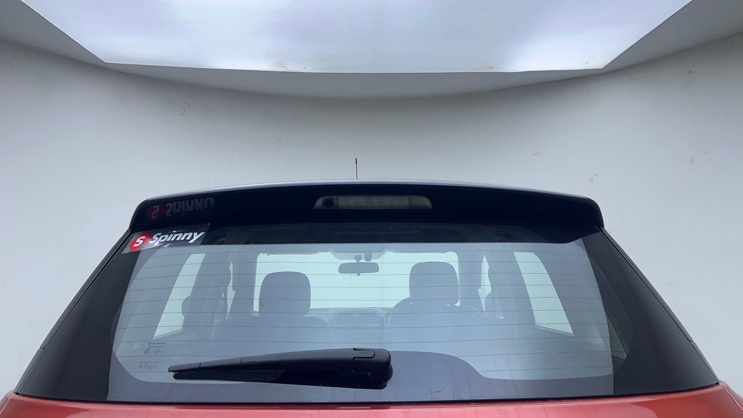 Used 2019 maruti-suzuki Vitara Brezza ZDi Plus Dual Tone AGS Diesel Automatic exterior BACK WINDSHIELD VIEW