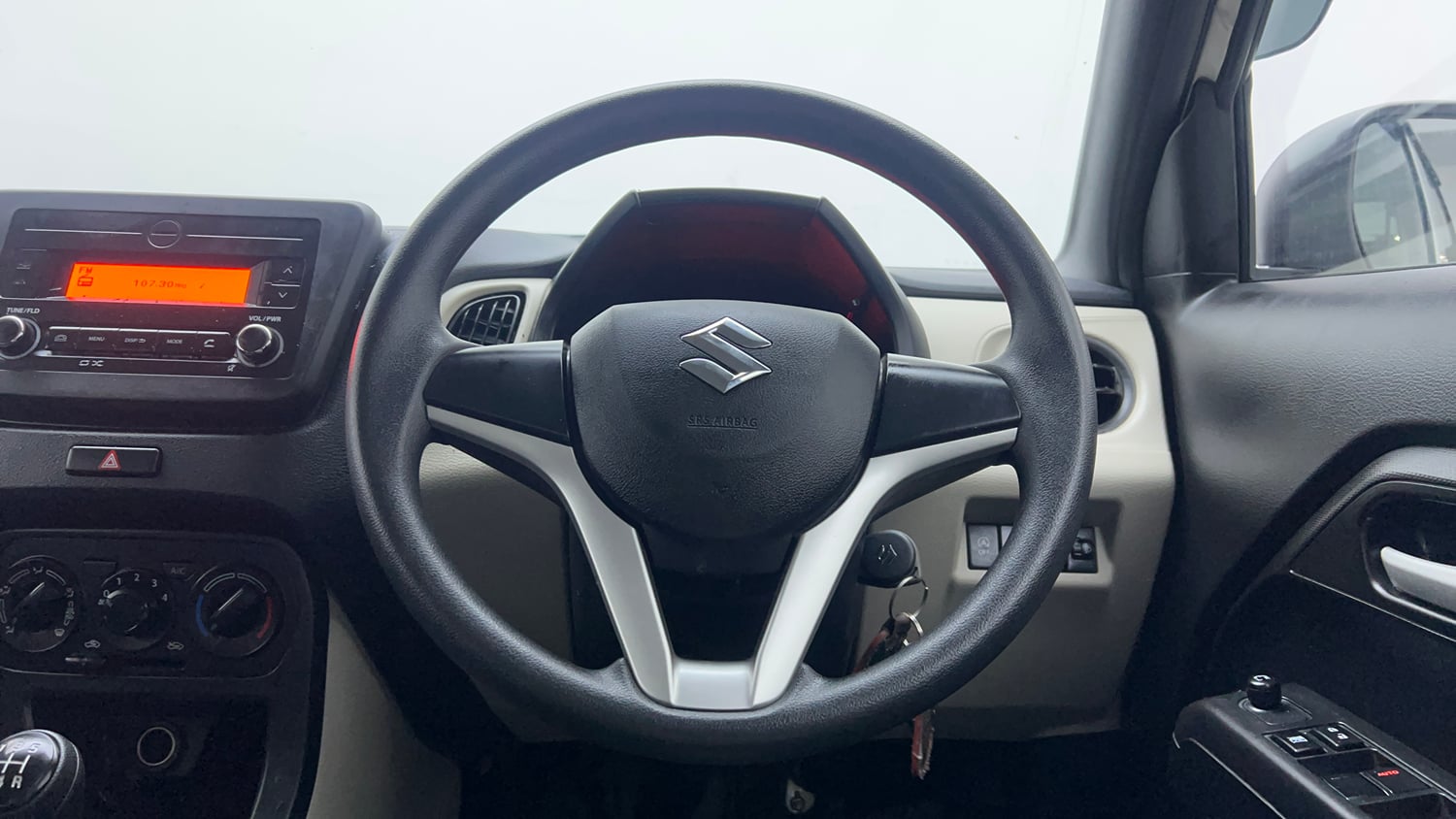Used 2025 Maruti Suzuki Wagon R VXI 1.0 Petrol Manual interior STEERING VIEW