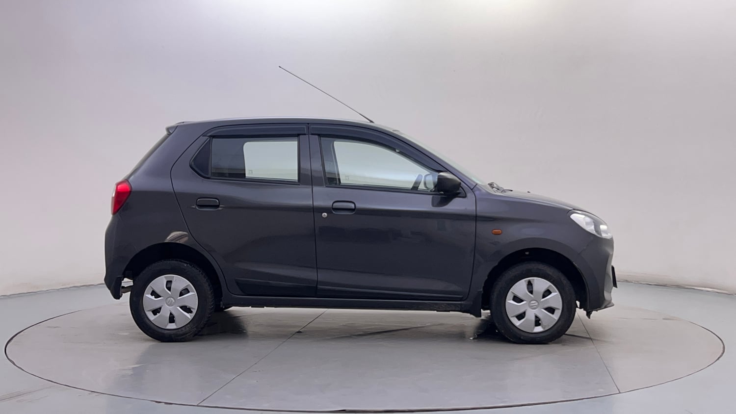 Used 2022 Maruti Suzuki Alto K10 VXi Petrol Manual exterior RIGHT SIDE VIEW