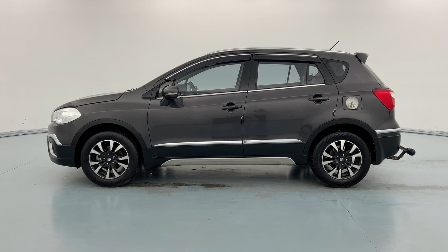 Used 2022 Maruti Suzuki S-Cross Zeta Petrol Manual exterior LEFT SIDE VIEW