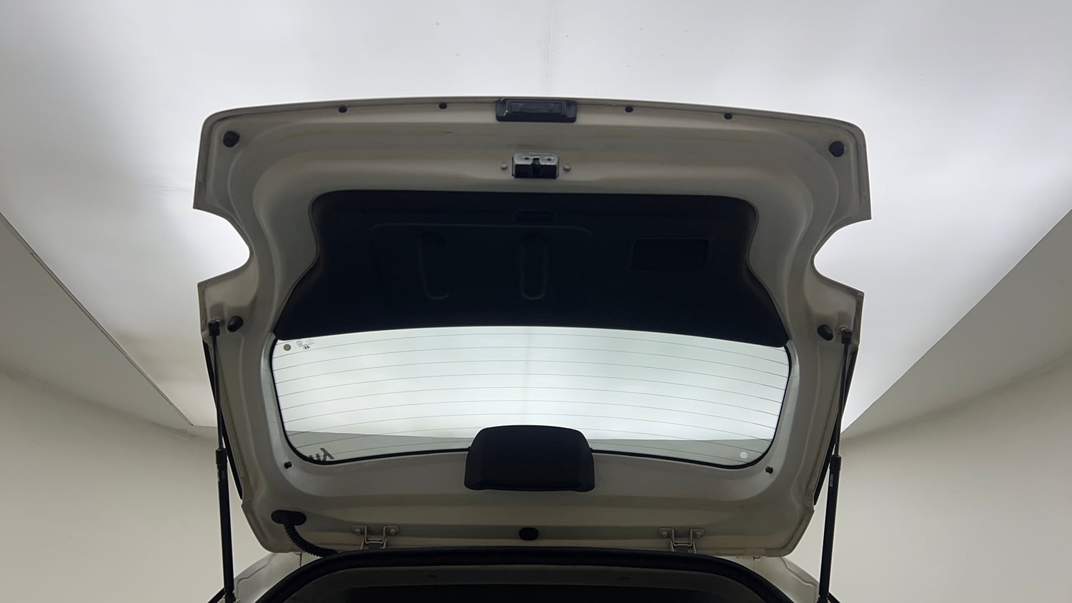 Used 2019 Hyundai Venue SX Plus 1.0 Turbo DCT Petrol Automatic interior DICKY DOOR OPEN VIEW