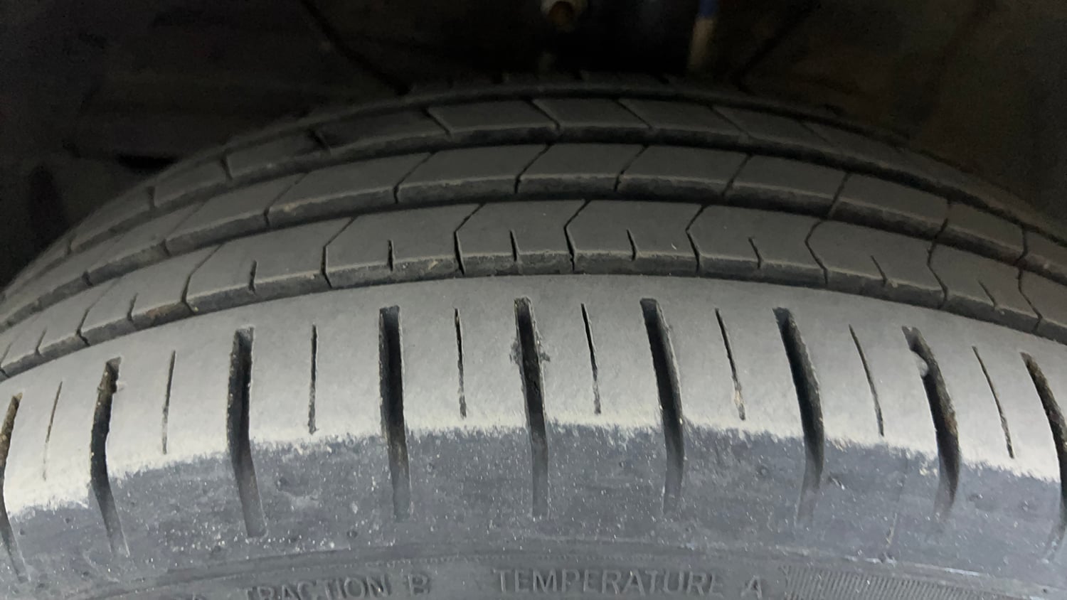 Used 2024 Maruti Suzuki Baleno Alpha AGS Petrol Automatic tyres LEFT FRONT TYRE TREAD VIEW
