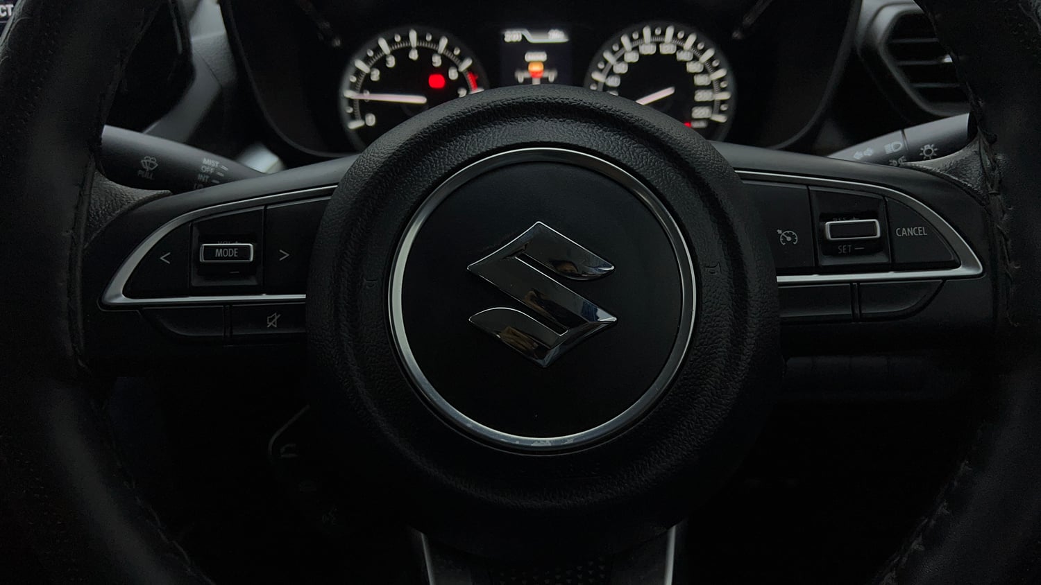 Used 2023 Maruti Suzuki Grand Vitara Delta Smart Hybrid Petrol Manual top_features Airbags
