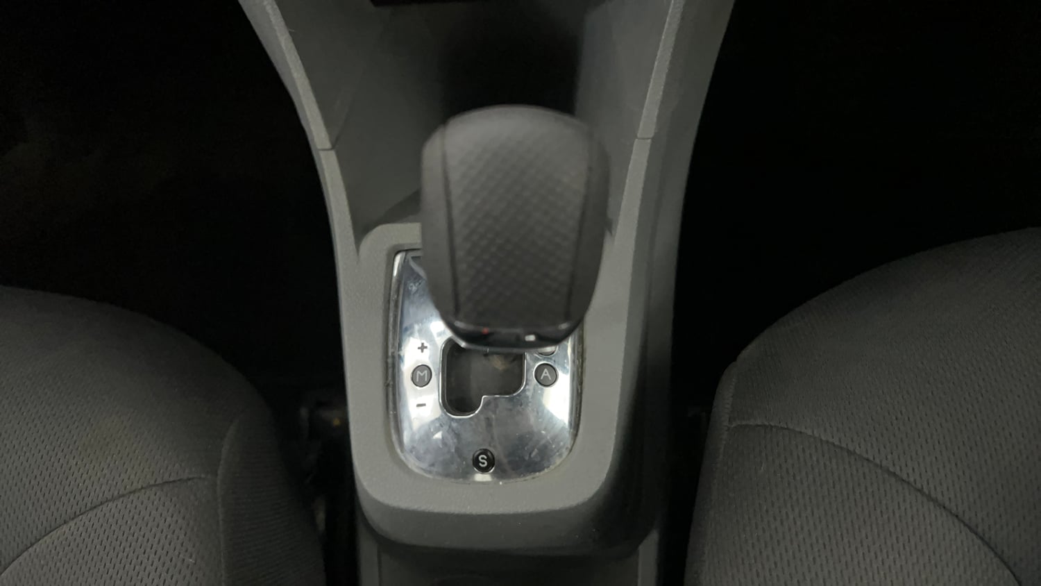 Used 2019 Tata Tigor Revotron XZA Petrol Automatic interior GEAR  KNOB VIEW