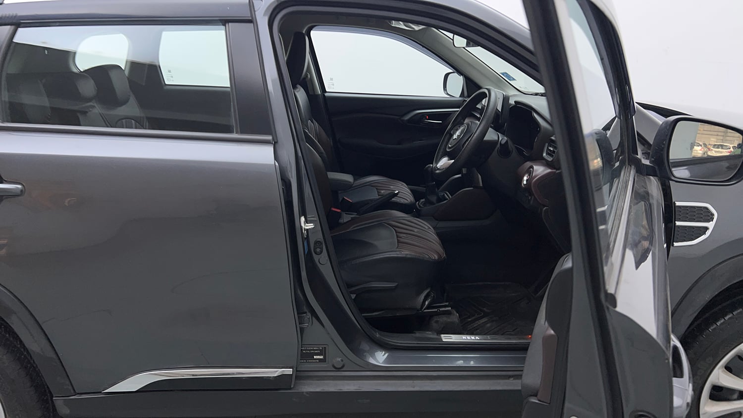 Used 2023 Maruti Suzuki Grand Vitara Delta Smart Hybrid Petrol Manual interior RIGHT SIDE FRONT DOOR CABIN VIEW