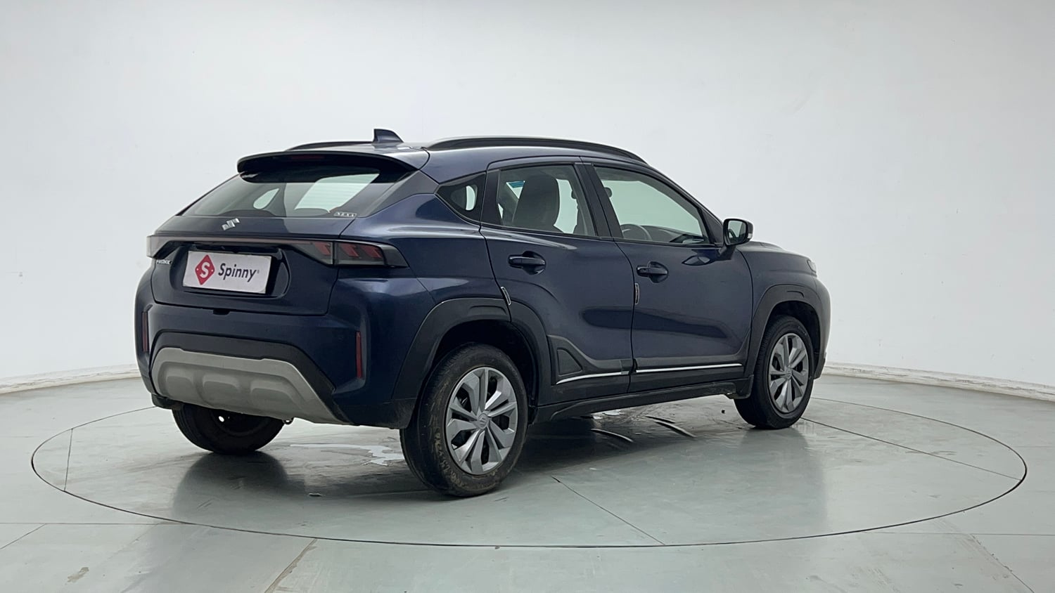 Used 2023 Maruti Suzuki Fronx Delta 1.2L MT Petrol Manual exterior RIGHT REAR CORNER VIEW