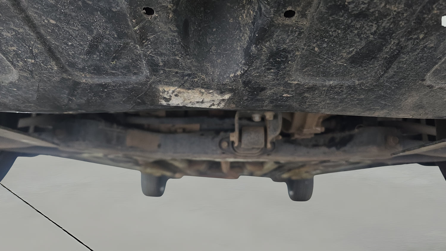 Used 2019 Hyundai Elite i20 Asta 1.2 (O) Petrol Manual extra FRONT LEFT UNDERBODY VIEW