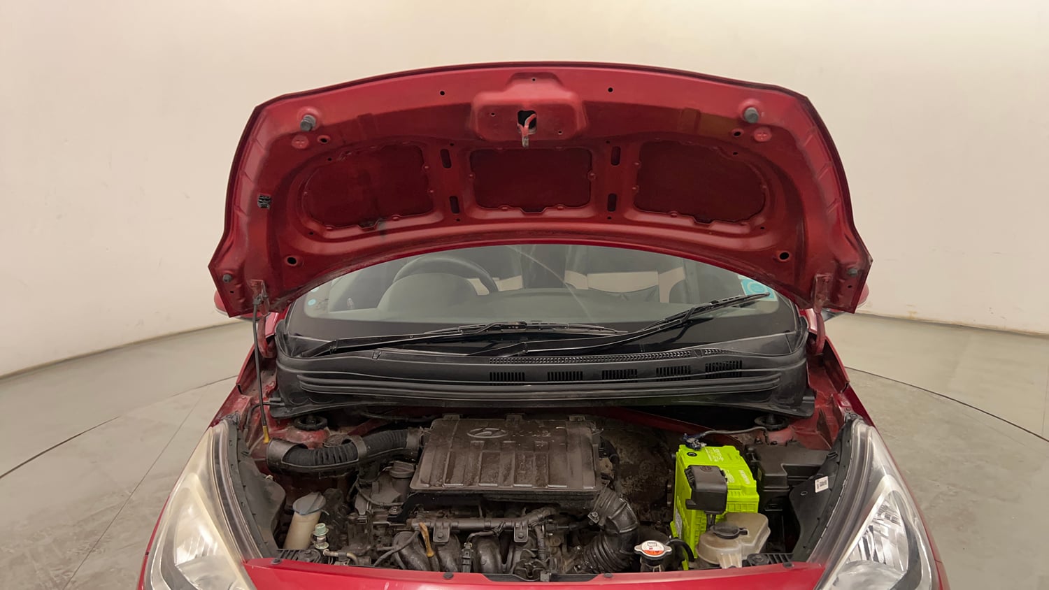 Used 2015 Hyundai Xcent S 1.2 Petrol Manual engine ENGINE & BONNET OPEN FRONT VIEW