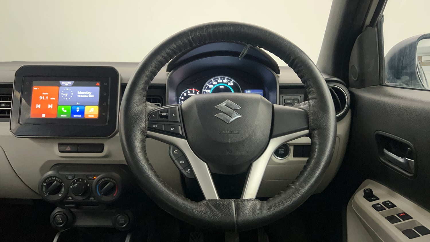 Used 2022 Maruti Suzuki Ignis Zeta 1.2 MT Petrol Manual interior STEERING VIEW